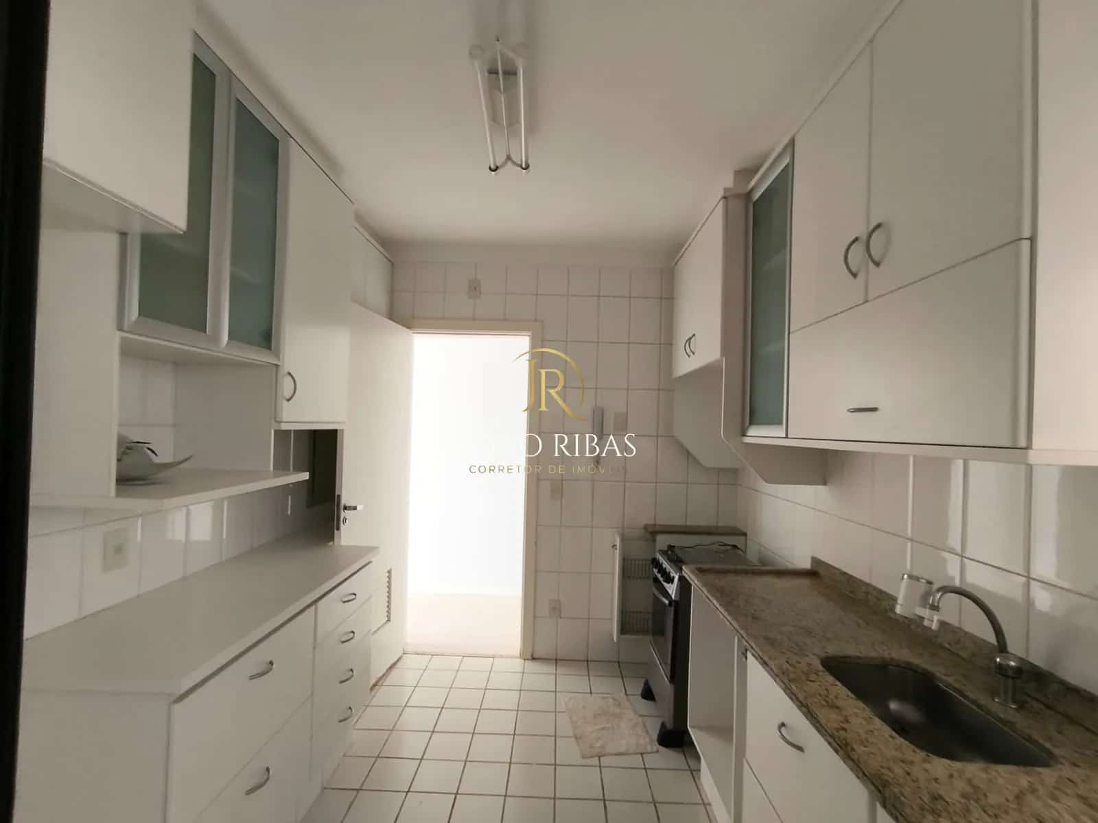 Apartamento à Venda no Jardim Paulista | 3 Quartos, 1 Suíte | 95 m²
