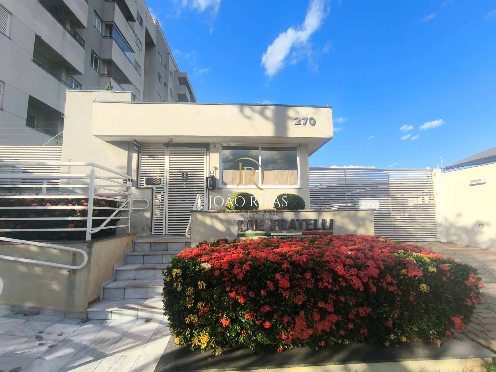 Apartamento à Venda no Edifício Due Fratelli | 2 Quartos | Porteira Fechada